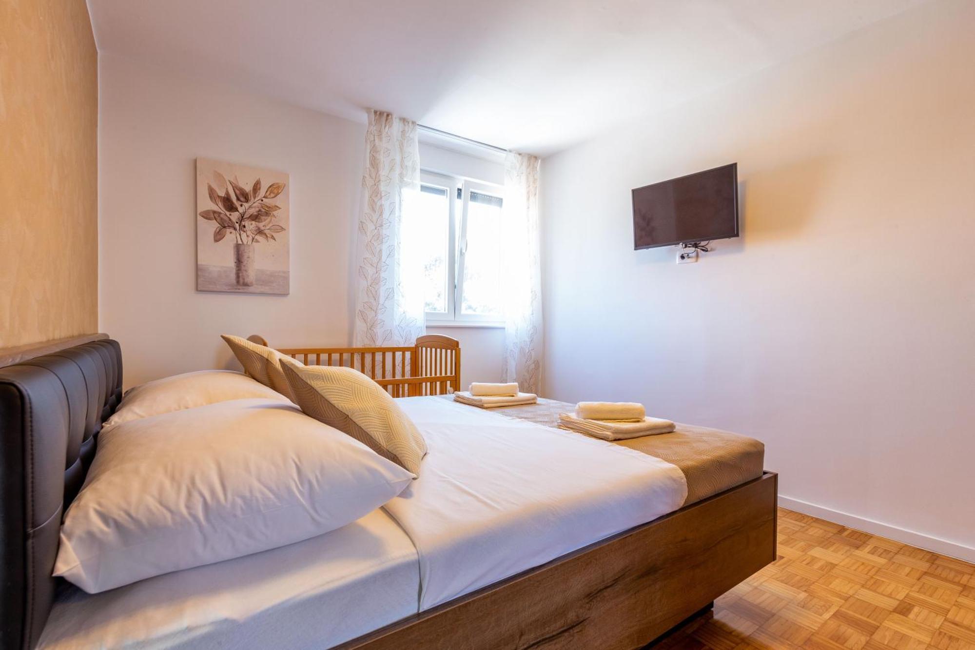 Apolon 2Bdr Apartment With Balcony 자다르 외부 사진